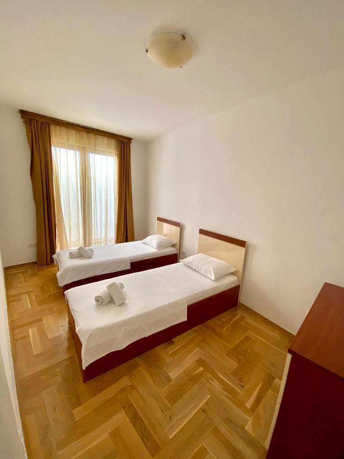 Apartments First Line Petrovac Ngoại thất bức ảnh