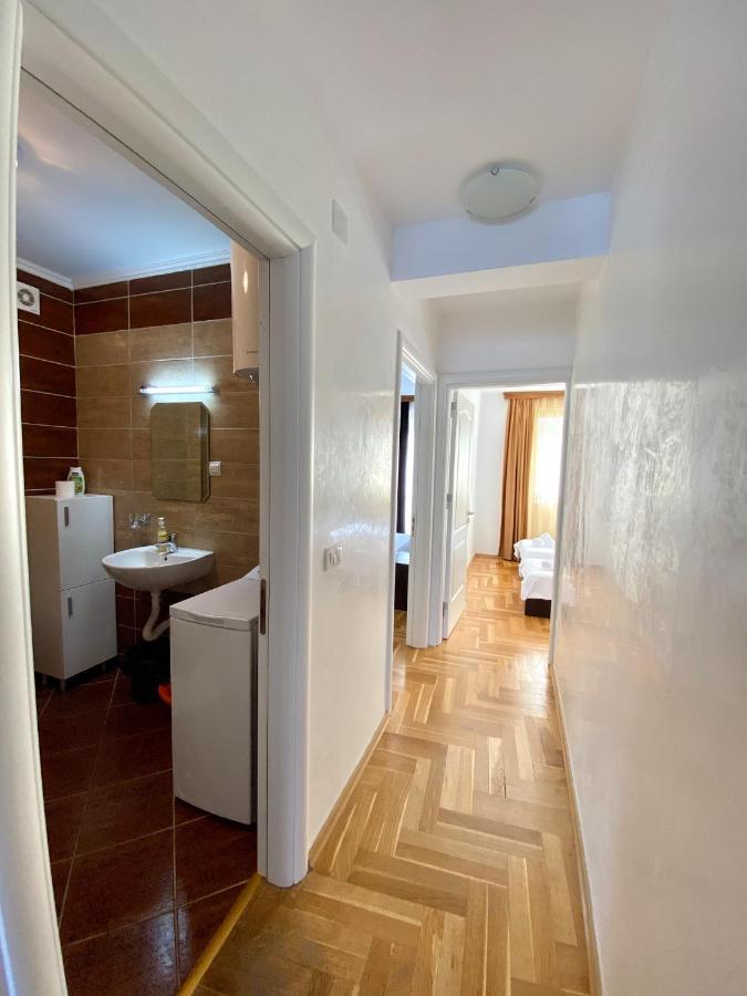 Apartments First Line Petrovac Ngoại thất bức ảnh