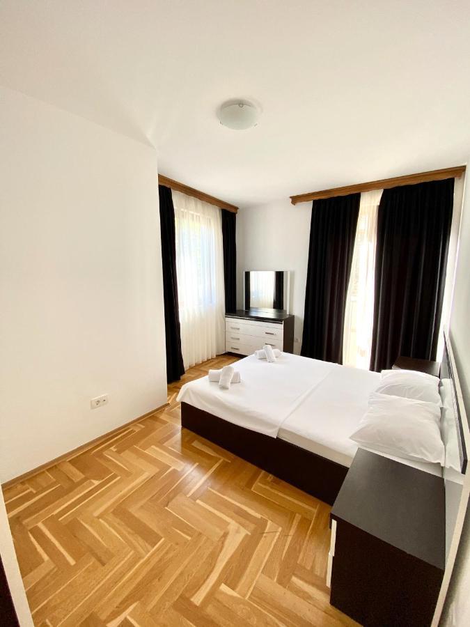 Apartments First Line Petrovac Ngoại thất bức ảnh