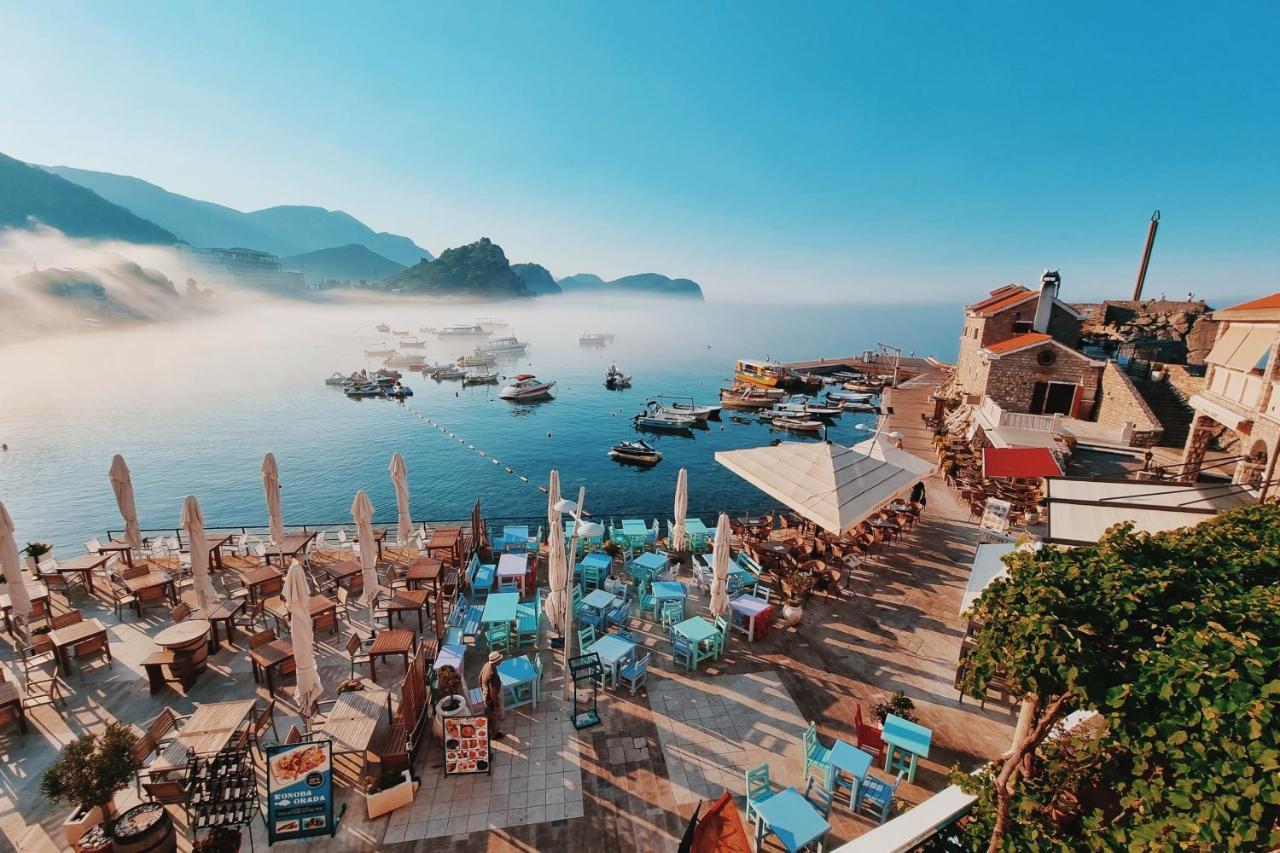 Apartments First Line Petrovac Ngoại thất bức ảnh