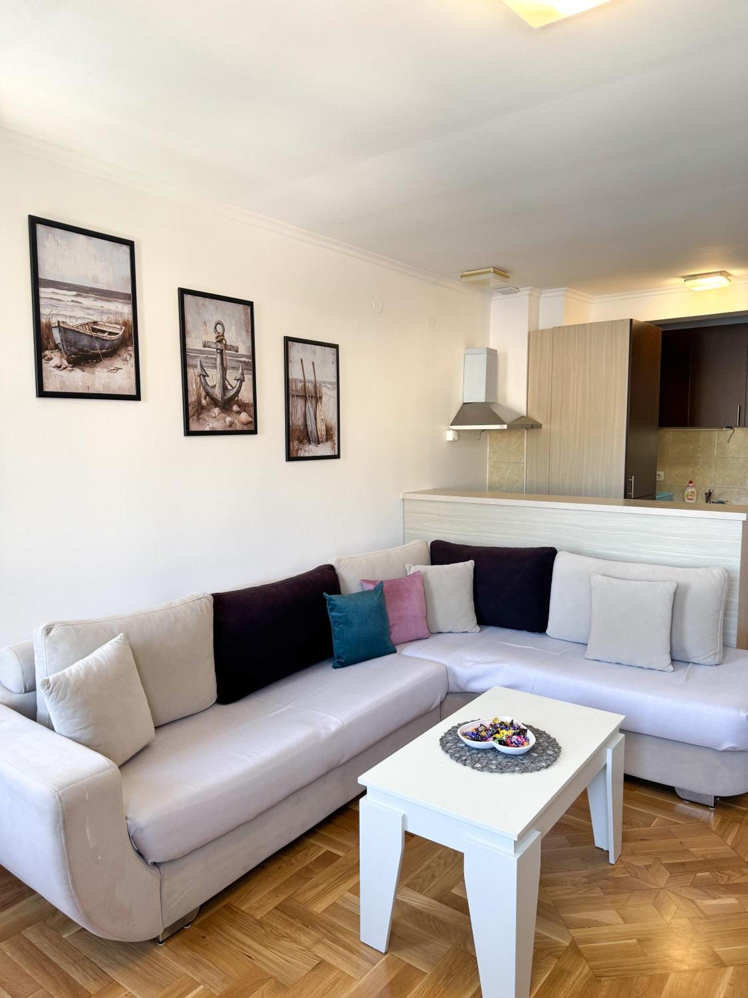 Apartments First Line Petrovac Ngoại thất bức ảnh